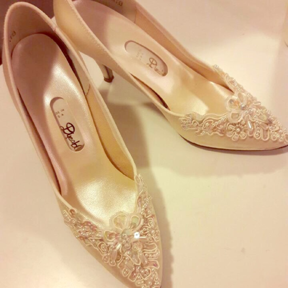 Beautiful beaded classy comfortable wedding shoe